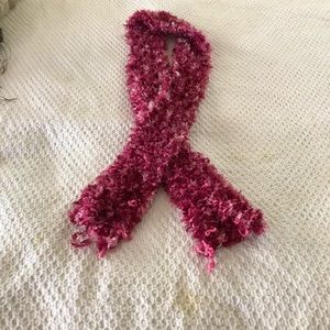 Cranberry scarf